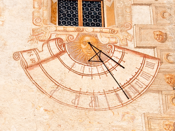 Sundial Velturno